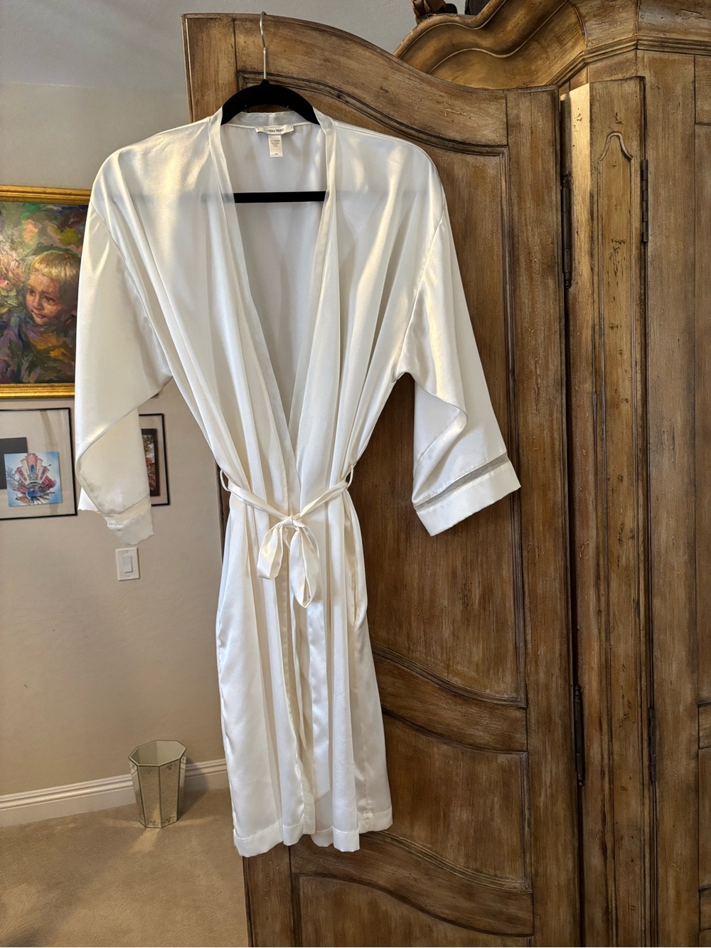 Vera Wang Ivory Satin Kimono Robe with Tie Belt